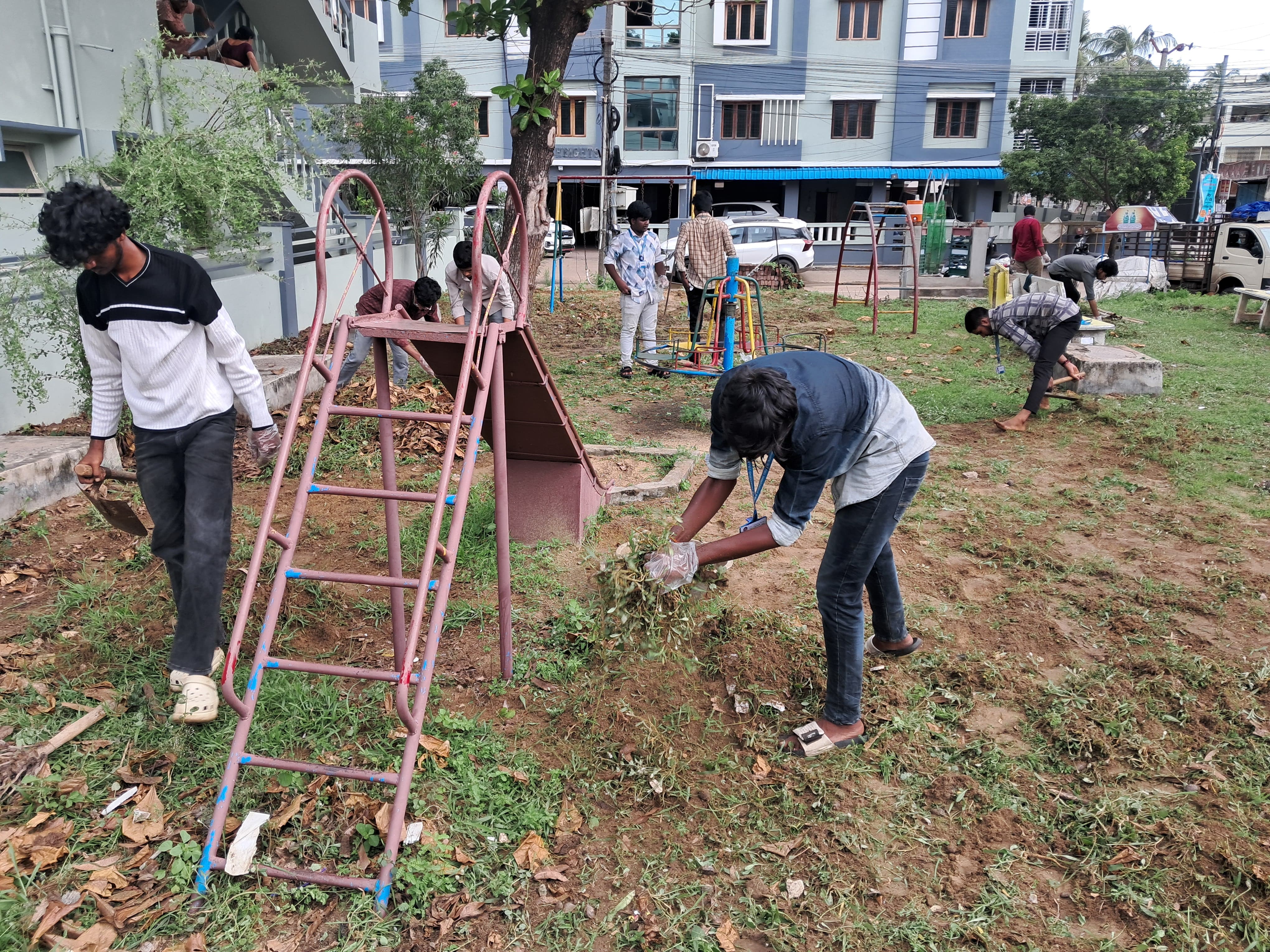 Swachh Bharat Cleanliness Drive at Public Park